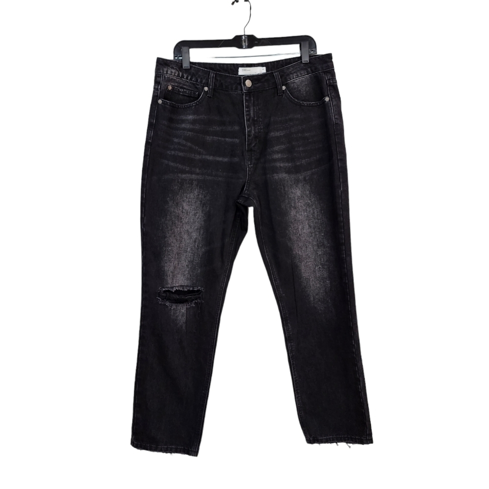 TNR Jeans Women's Distressed Straight Jean - 31